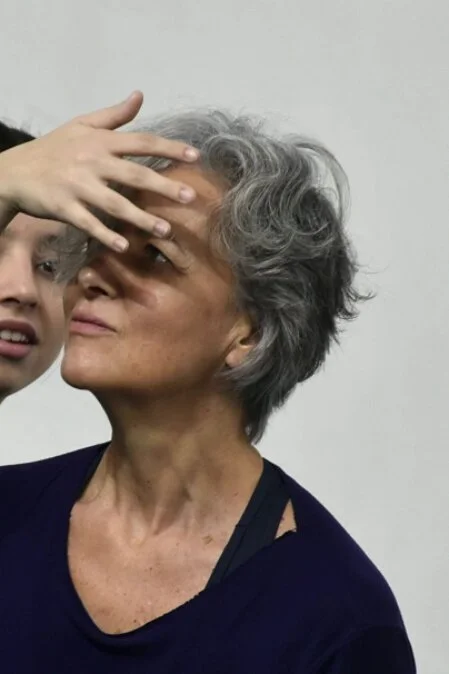foto de ensaio do espetáculo Labaniana, em cena Kátia Henrique